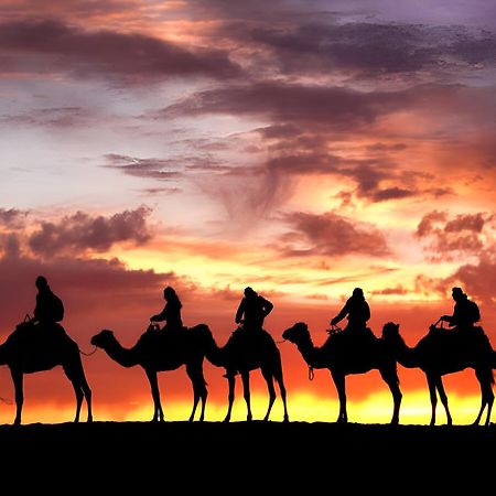 Merzouga Lovely Luxury Camp ภายนอก รูปภาพ