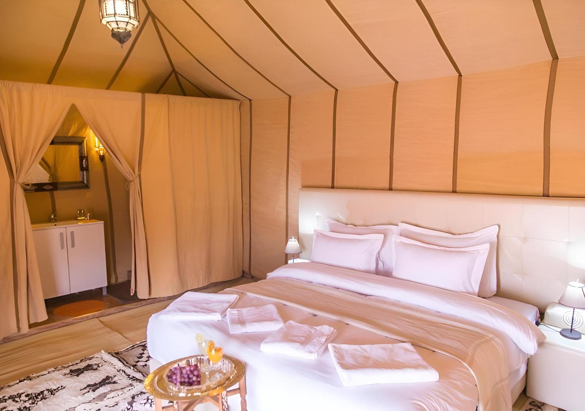 Merzouga Lovely Luxury Camp ภายนอก รูปภาพ