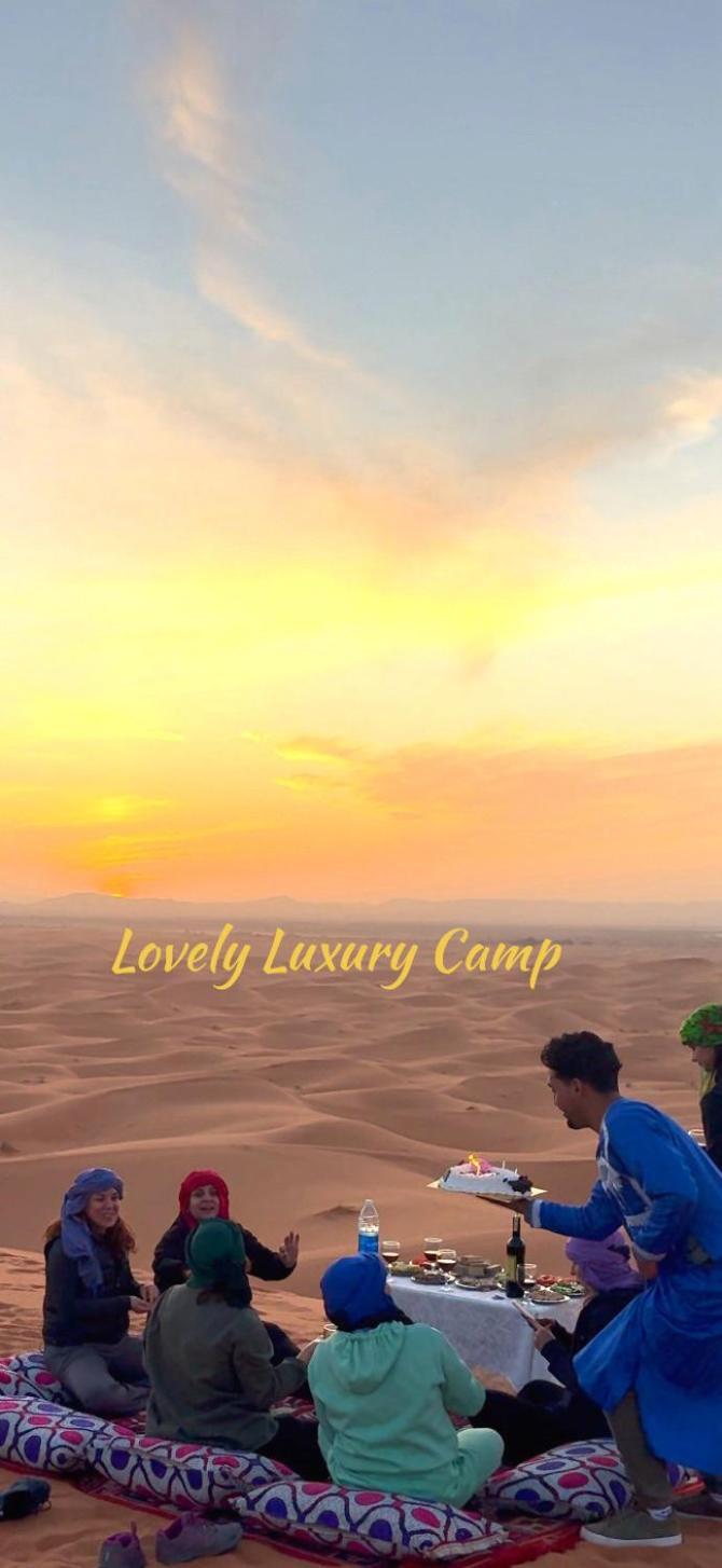 Merzouga Lovely Luxury Camp ภายนอก รูปภาพ