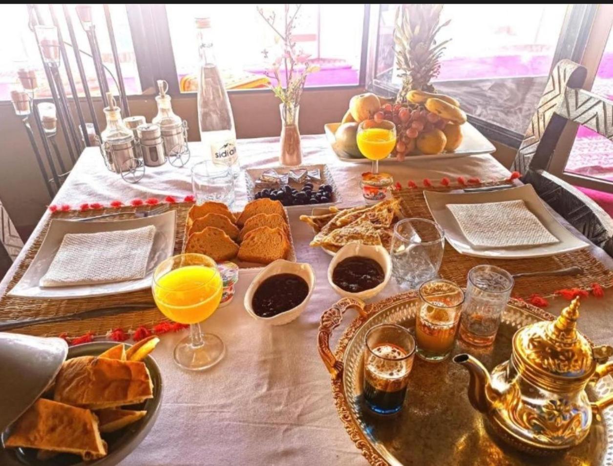 Merzouga Lovely Luxury Camp ภายนอก รูปภาพ