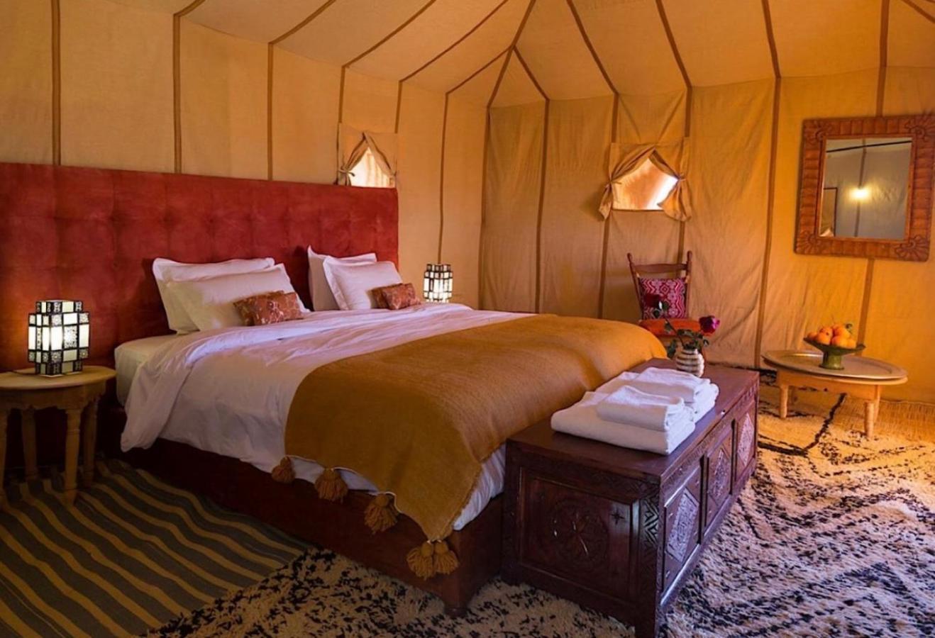 Merzouga Lovely Luxury Camp ภายนอก รูปภาพ