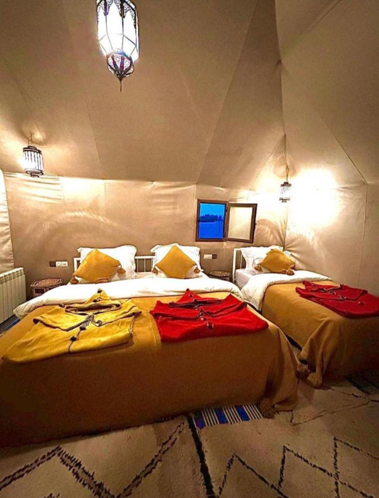 Merzouga Lovely Luxury Camp ภายนอก รูปภาพ