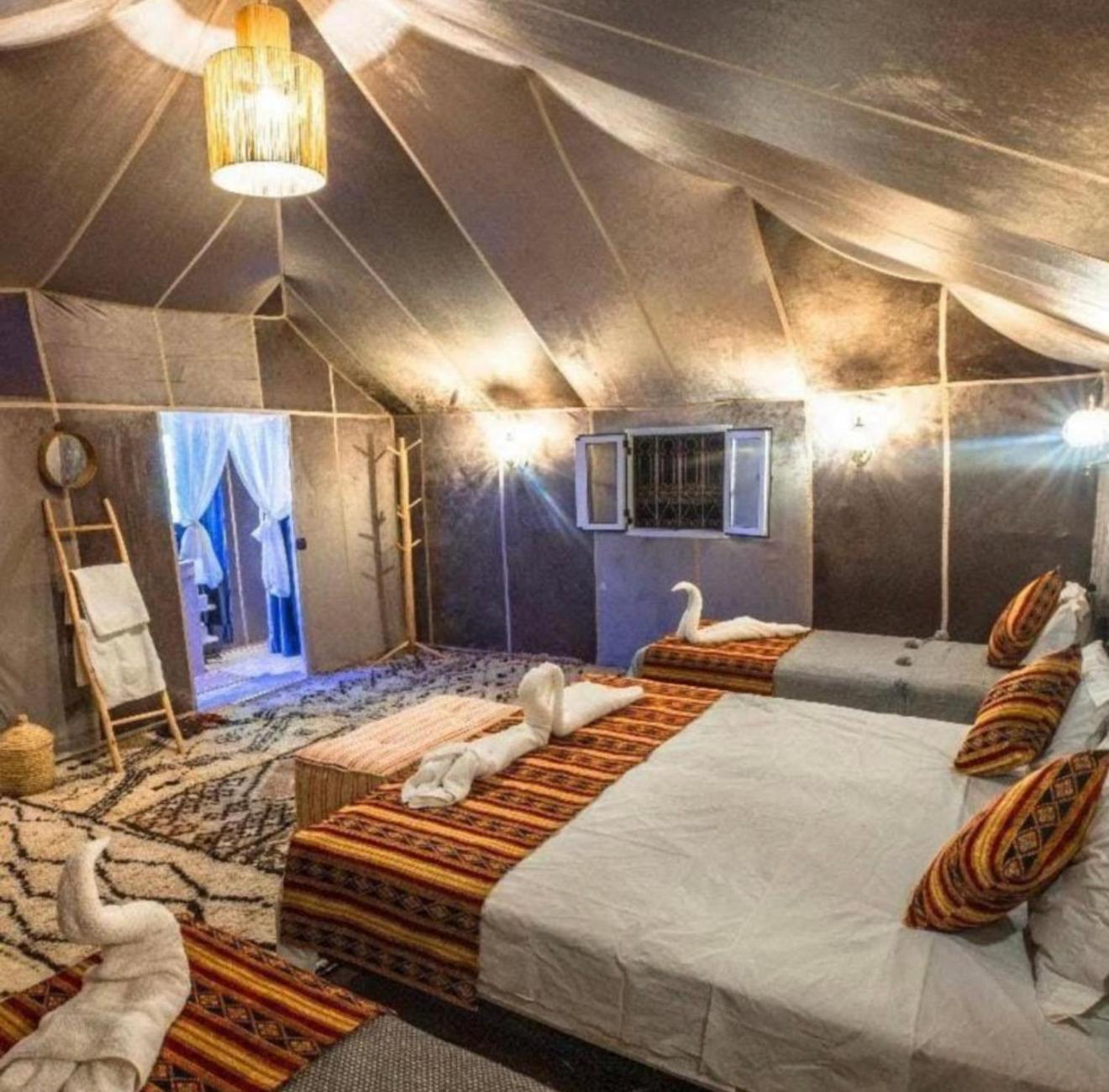 Merzouga Lovely Luxury Camp ภายนอก รูปภาพ